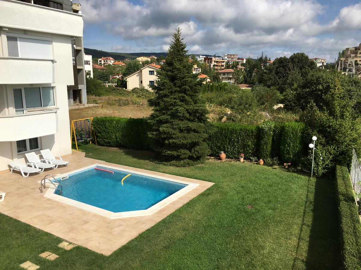 Kabakum Apartments Alen Mak Golden Sands Esterno foto