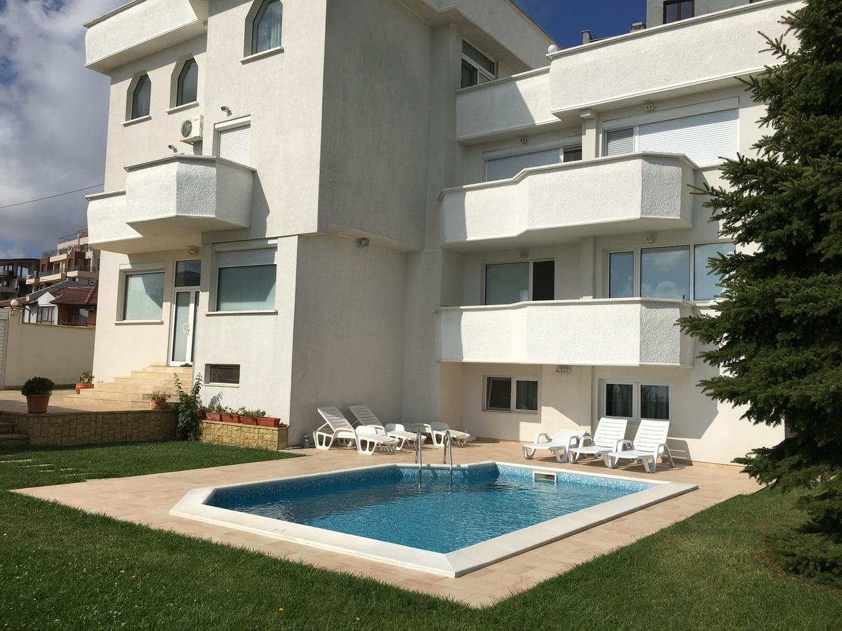 Kabakum Apartments Alen Mak Golden Sands Esterno foto