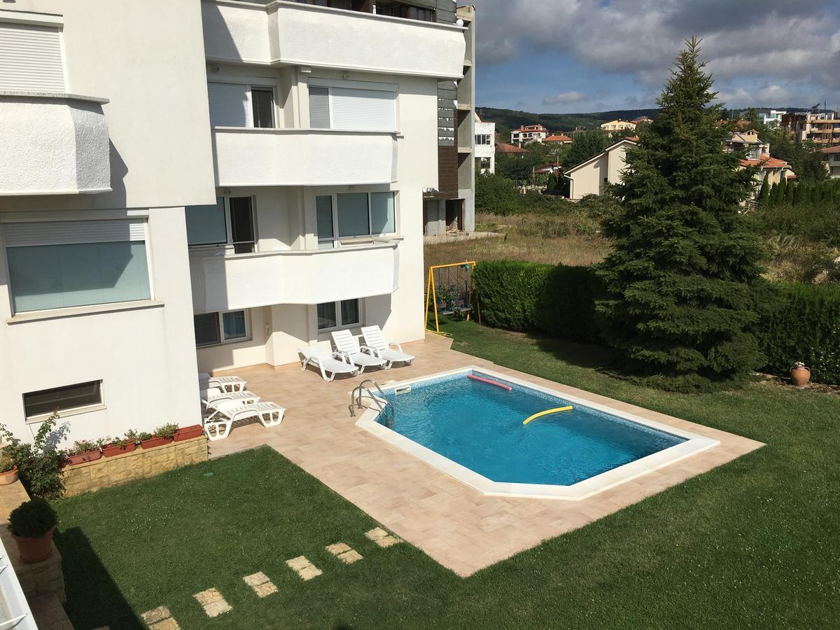 Kabakum Apartments Alen Mak Golden Sands Esterno foto
